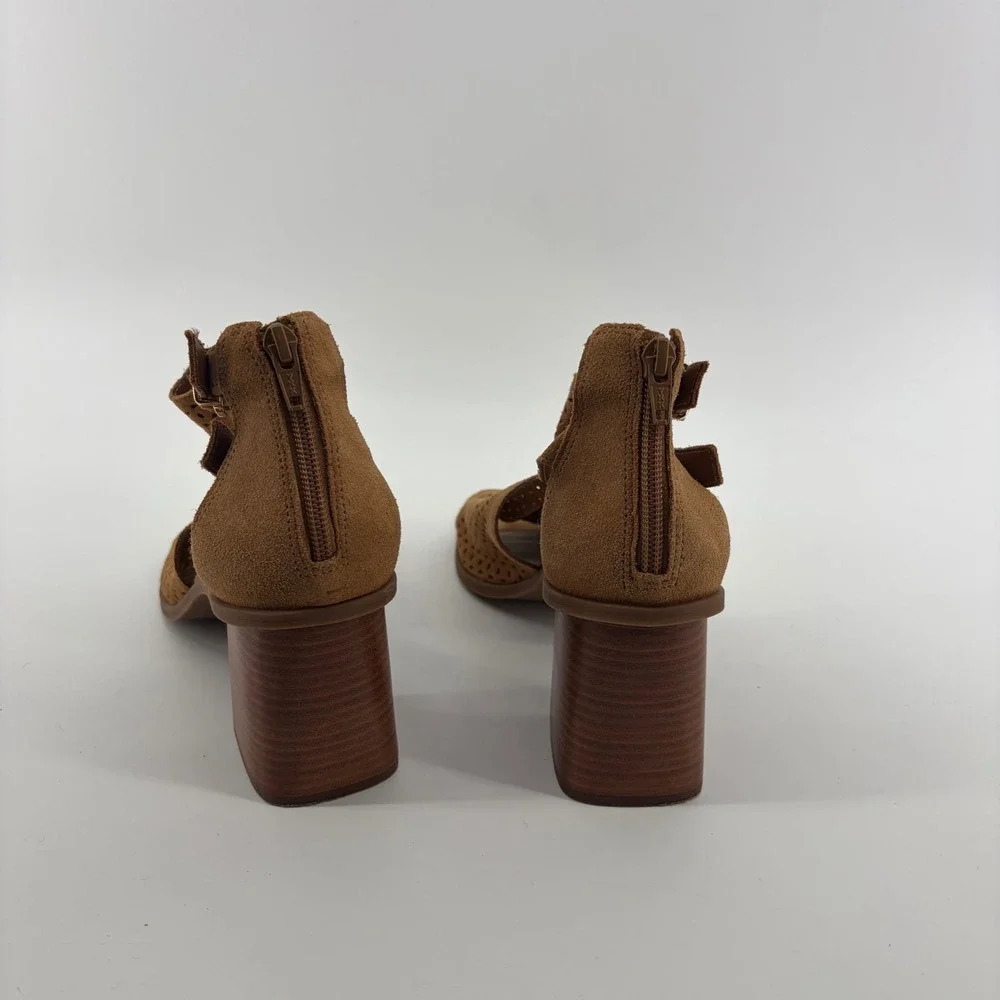 Alex Marie Womens 9.5M Tan Hoplee Perforated Suede Block Heel Sandal Back Zip